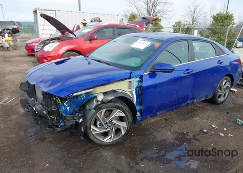 2024 Hyundai Elantra Sel z USA, uszkodzony, nr VIN KMHLS4DG9RU760192